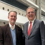 Precio del dólar hoy viernes 17 de abril: peso mexicano perfila cierre semanal con ganancias