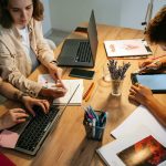 Sheinbaum y banca anuncian acuerdo para bajar comisiones a pagos en gasolineras