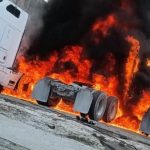 Explosión en Saltillo consume cinco tráileres; hay dos lesionados – La Prensa de Coahuila
