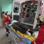 Frente frío baja la temperatura a 4 grados en Saltillo; tres personas buscan refugio