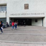 Trailero vuelca en bulevar Fundadores tras dormitar al volante en Saltillo